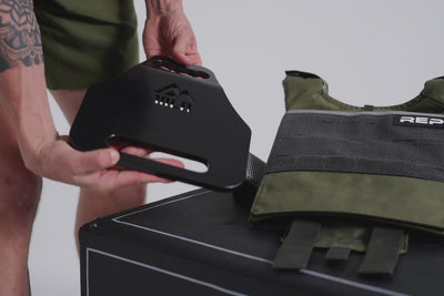 Video showing the 3 levels of interior plate securement for the Strata Weight Vest